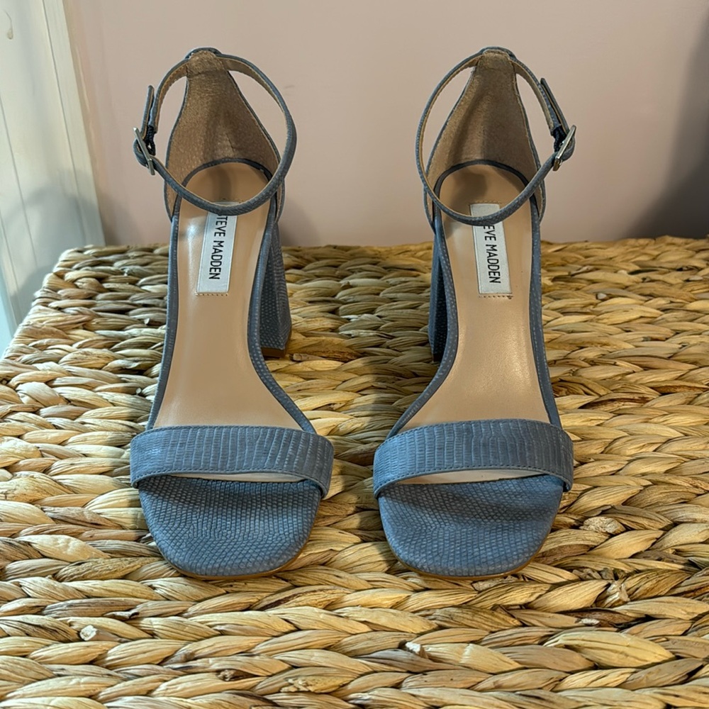 Steve Madden Dillon block heels, size 8.5